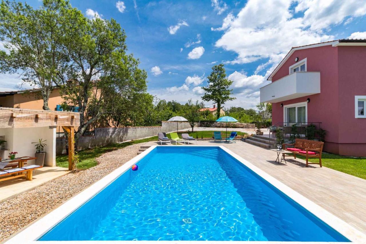 Holiday Home In Tinjan - Istrien 44359 Extérieur photo